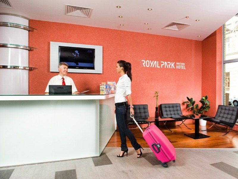 Royal Park Boutique Готель